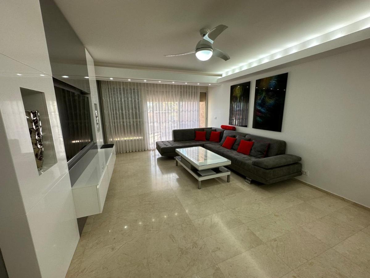 Apartamento Yalarent Amdar Lux Eilat Exterior foto